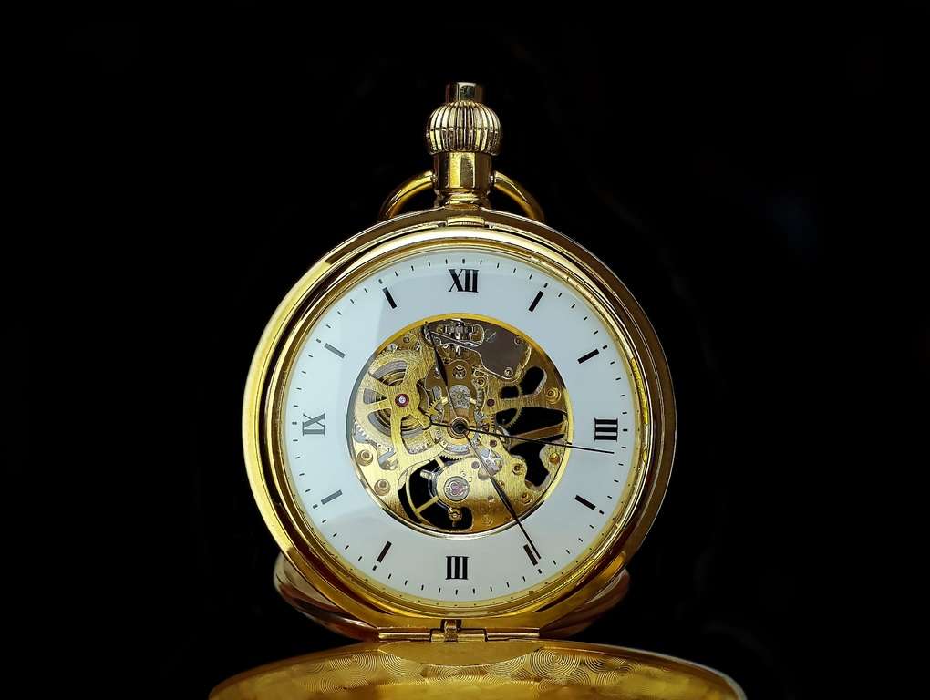 watch hand antique retro clock time 1186866 pxhere.com