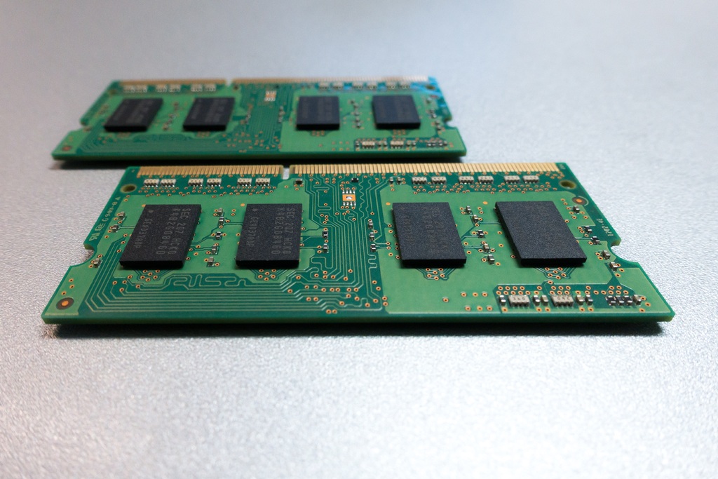laptop notebook computer board technology green 1263662 pxhere.com